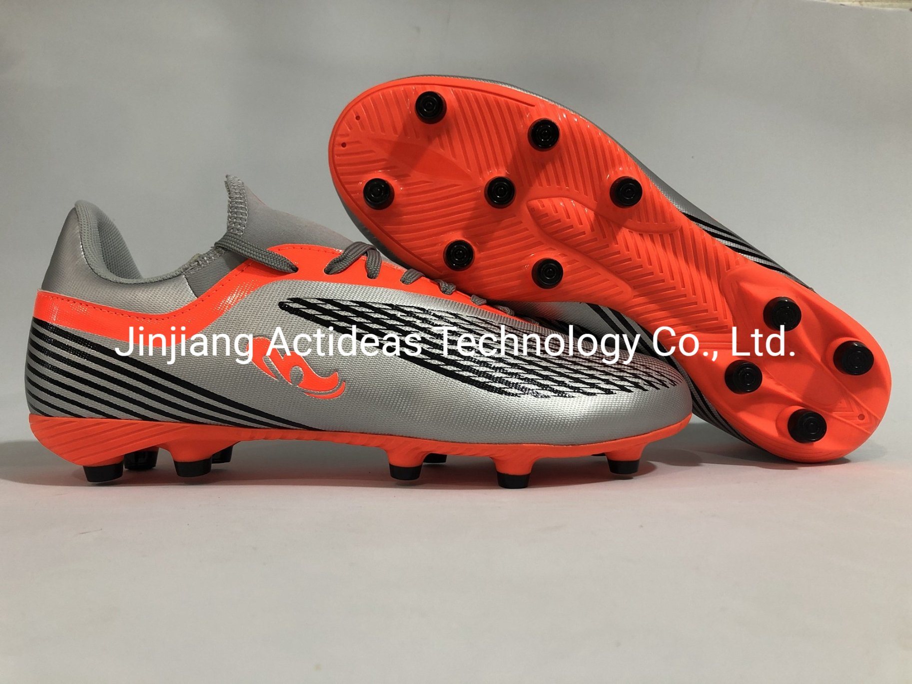 Popular Cleats Professional Soccer Shoes Football Soccer Boots for Men