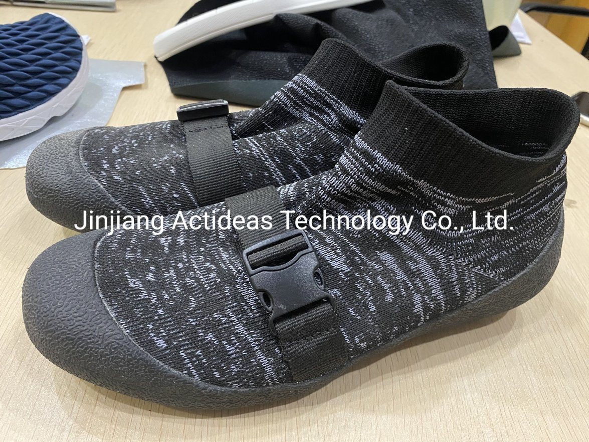 2021 New Design High Quality Water Walking Shoes Beach Shoes China Factory Supply