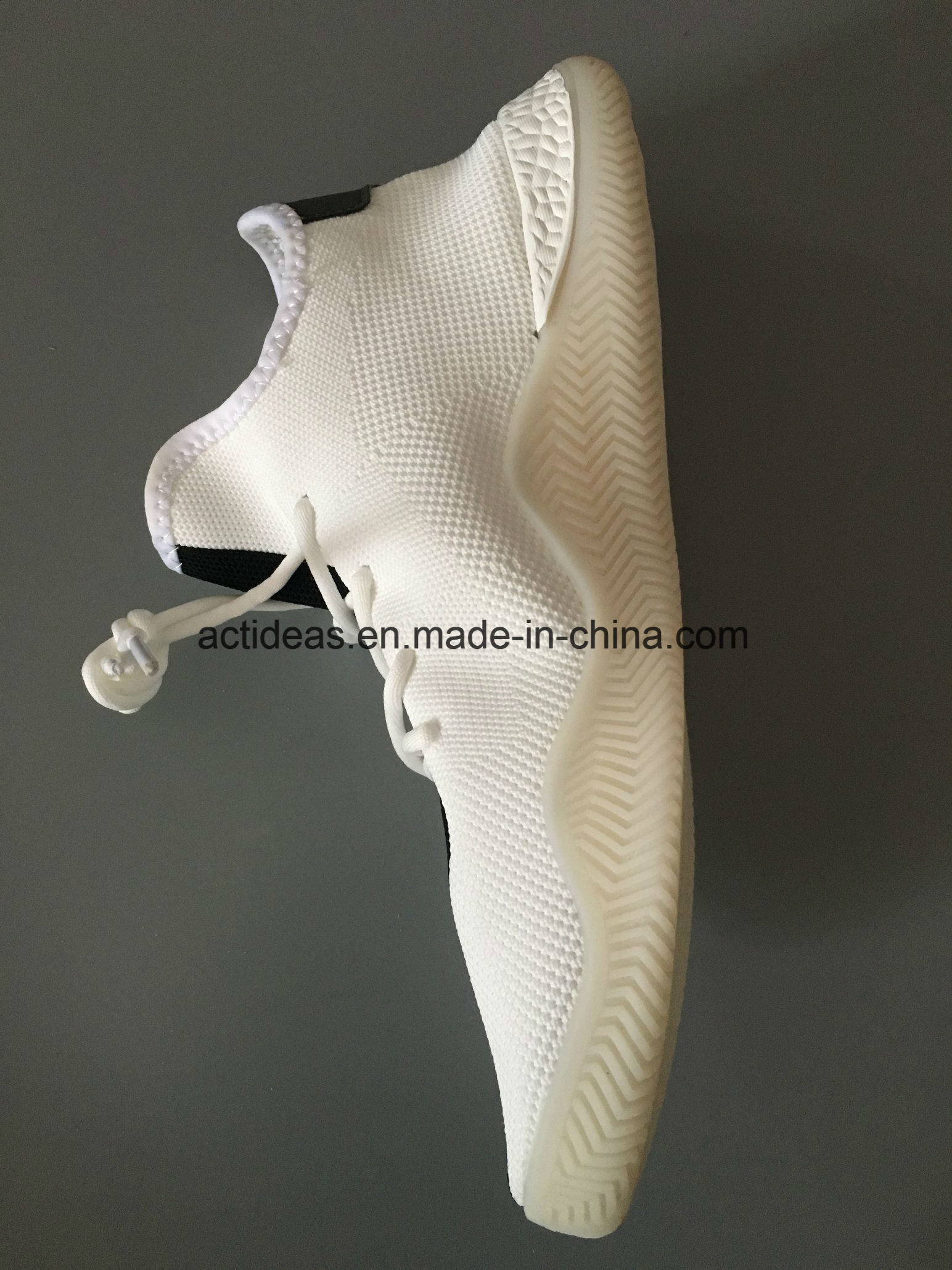 China Factory New Design Men Sneakers Cheap Fashion Sport Shoes